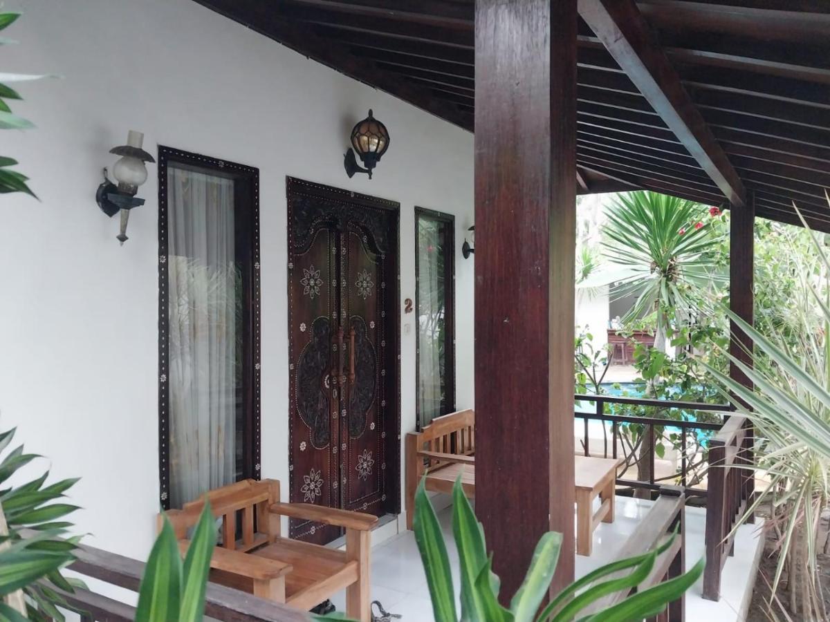 Banana Leaf Resort Gili Trawangan Exterior photo
